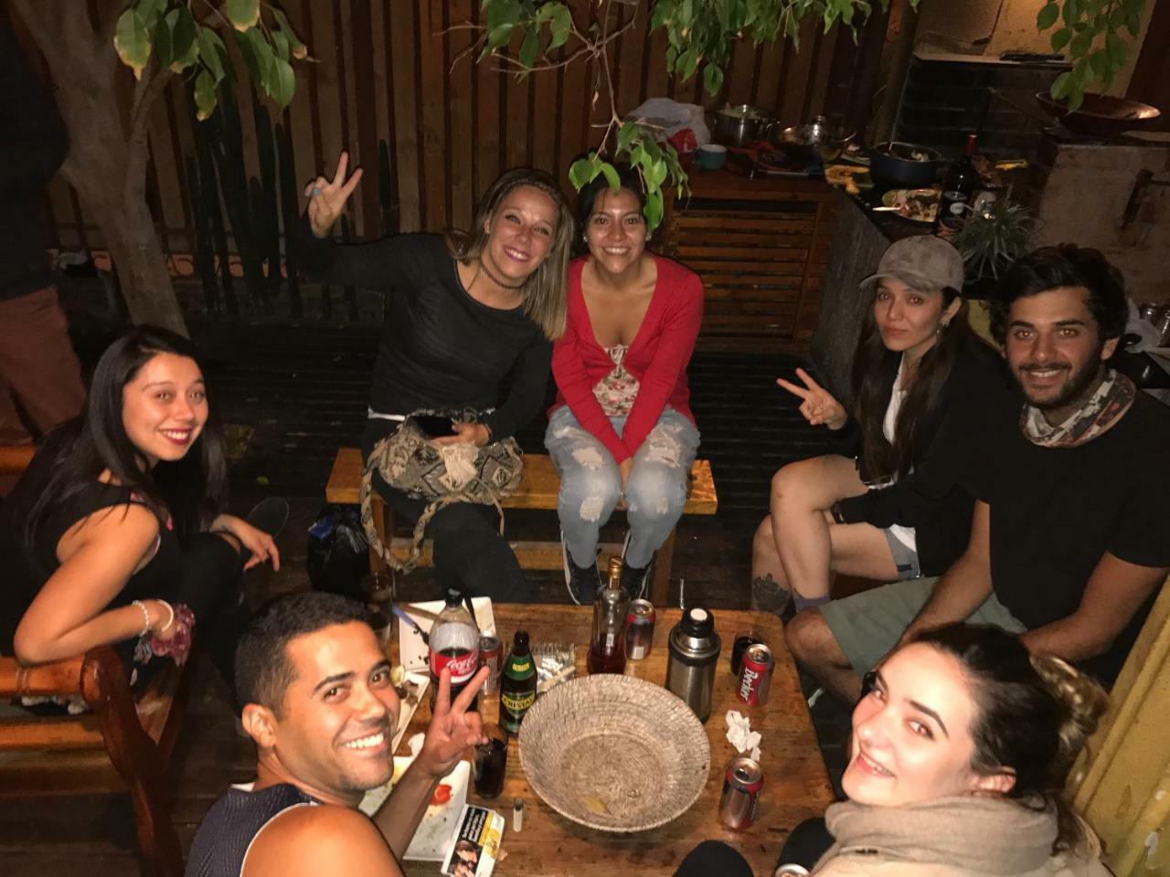 Backpacker'S Hostel إكيكي المظهر الخارجي الصورة